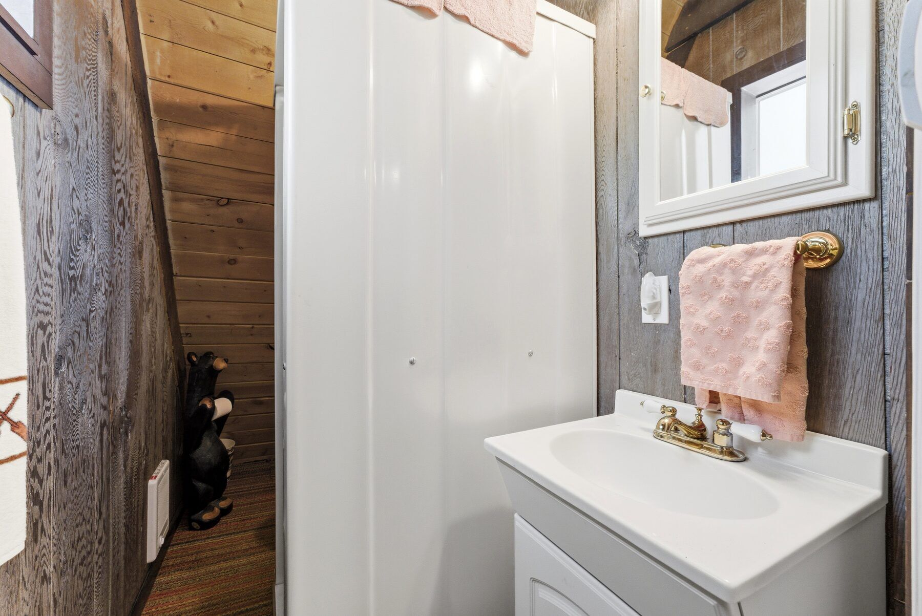 Clean three-quarter bathroom in Timber Lakes cabin Heber City Utah